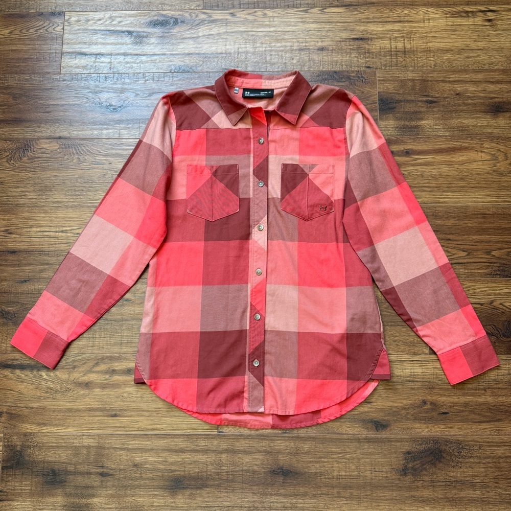 Under Armour UA Women's Tradesman Fitted Button Down Red Plaid Shirt Size Medium - Picture 3 of 14